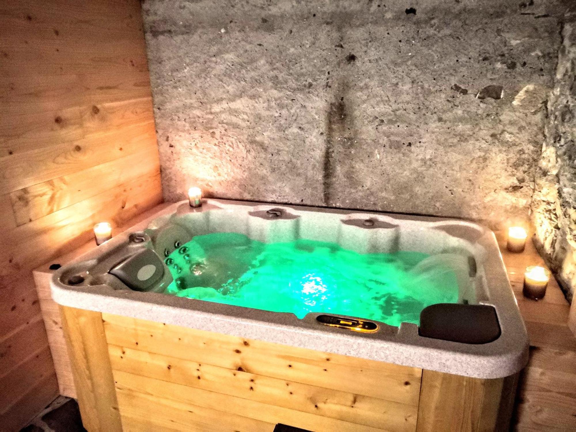 Chez Lucienne, Jacuzzi Et Sauna Samoëns Eksteriør billede