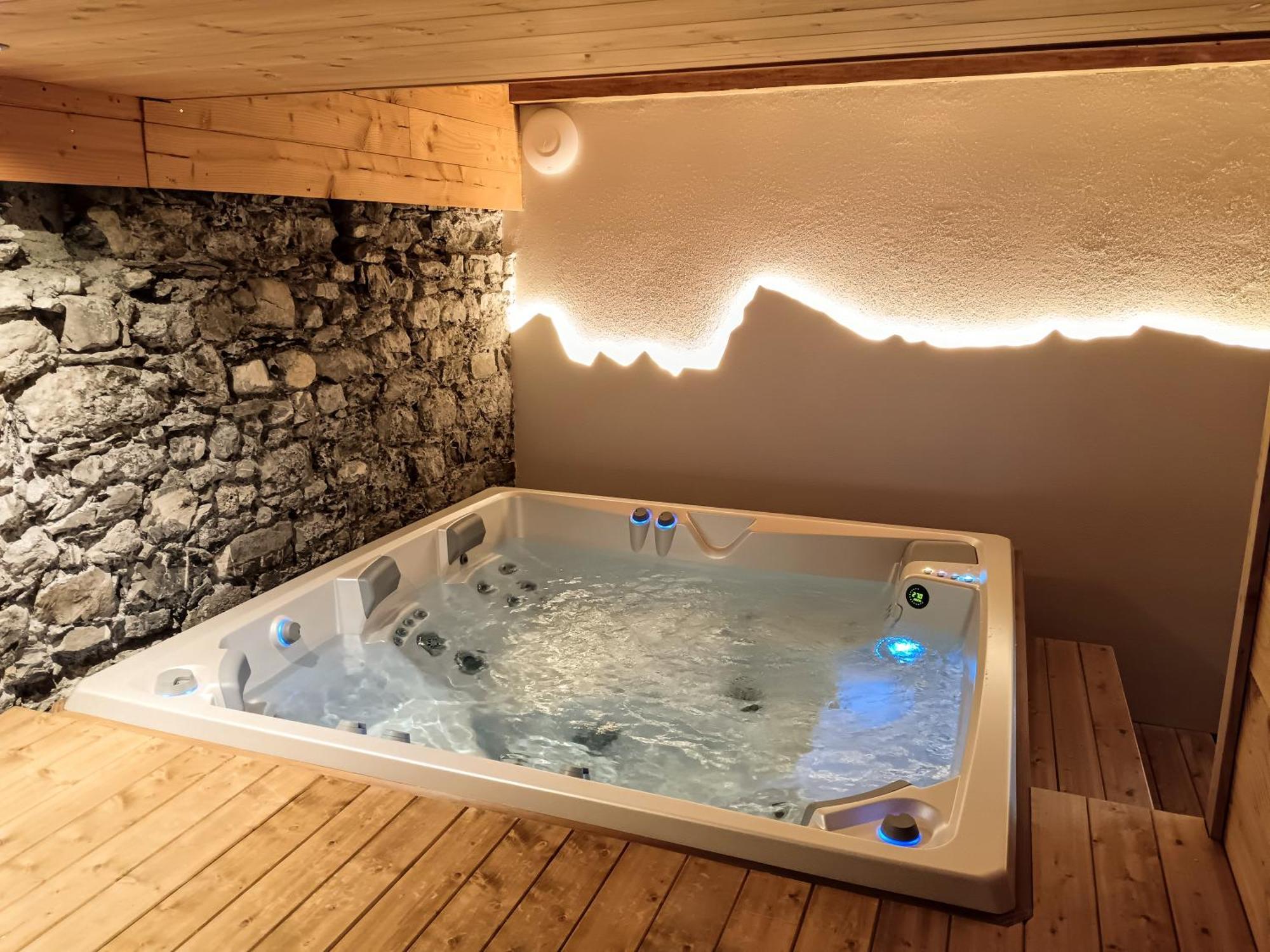 Chez Lucienne, Jacuzzi Et Sauna Samoëns Eksteriør billede